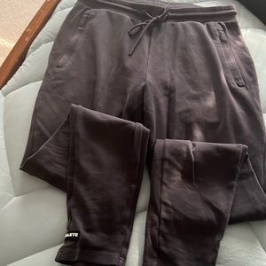 Alphalete V2 joggers
